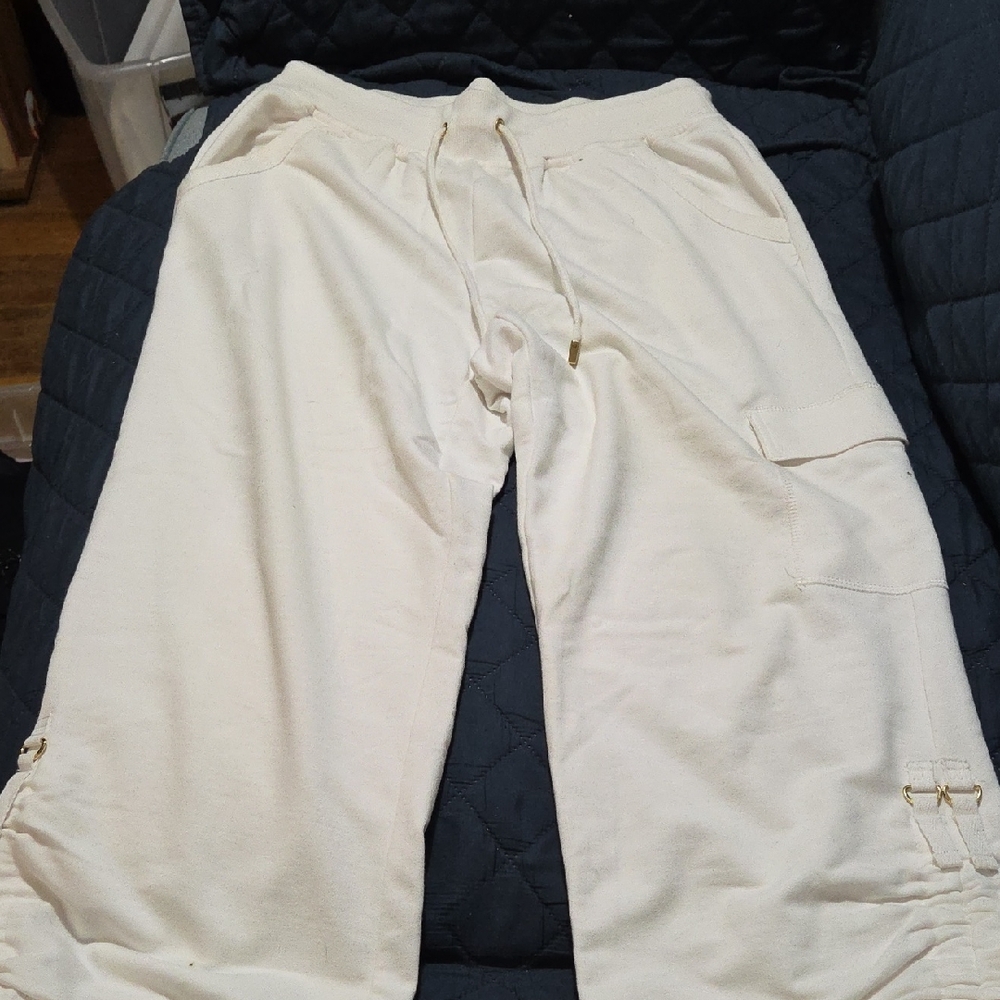 Liz Claiborne White Knit Cargo Pants